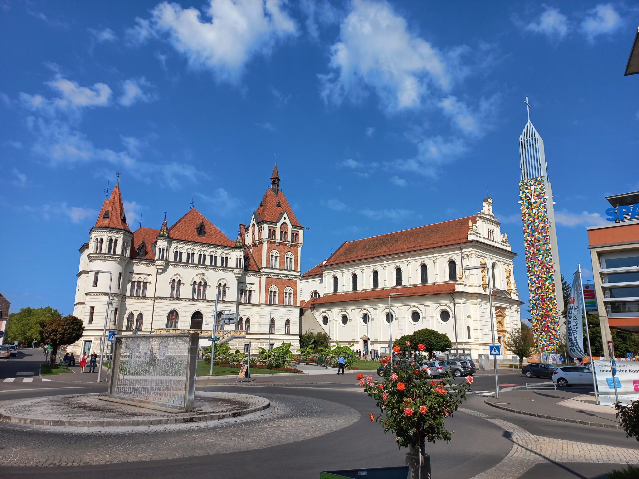 Feldbach Rathaus (Villa Hold), Leonhardskirche